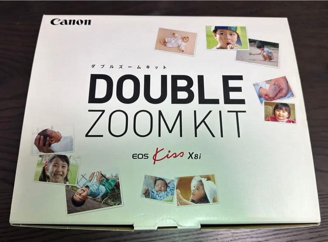 Canon kiss X8i ダブルズームキット　一眼