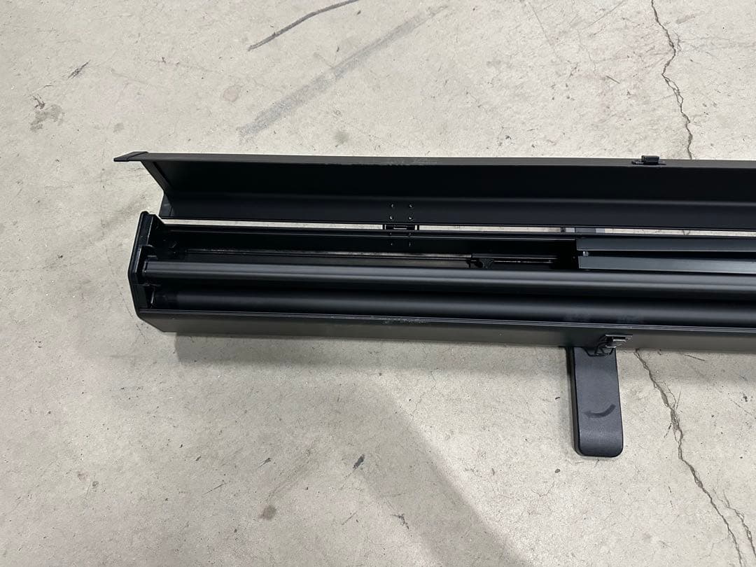 エプソン90型　EPSON ELPSC25 プロジェクタースクリーン