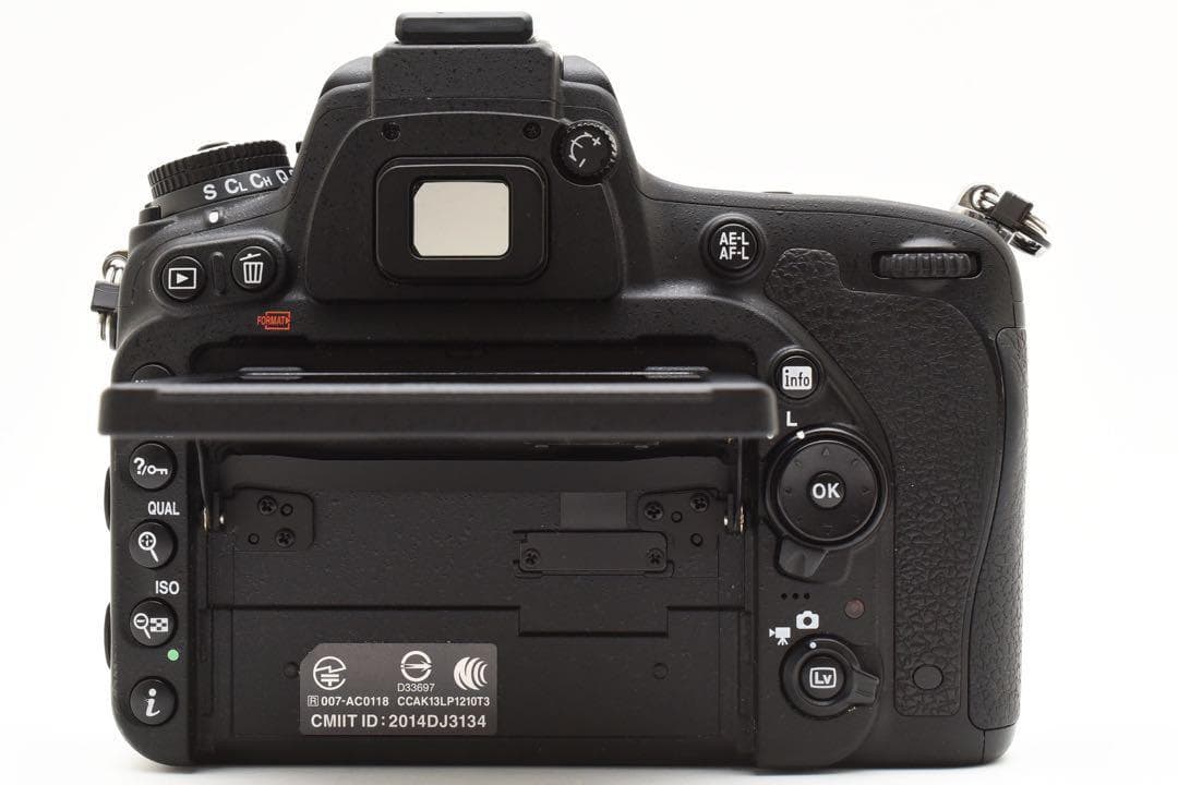 美品　Nikon D750 ダブルズームセット　Wi-Fi搭載　デジタル一眼レフ