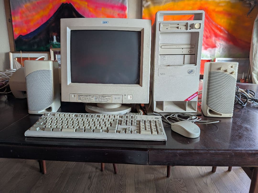 IBM Aptiva デスクトップPC 15インチモニター