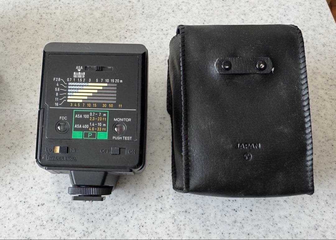 MINOLTA X-700 一眼レフカメラ レンズ4本、フラッシュ付 ジャンク品