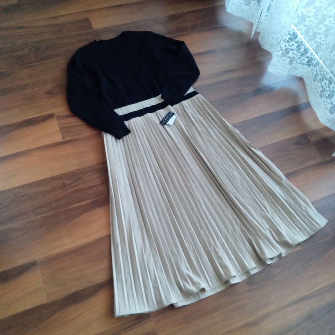 未使用　黒・ベージュ プリーツニットワンピース　M〜Lsize　銀座マギー