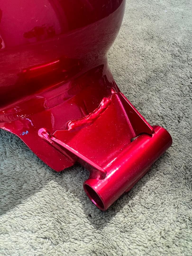 トライアンフ　スピードツイン　スクランブラー　純正タンク　新車外し