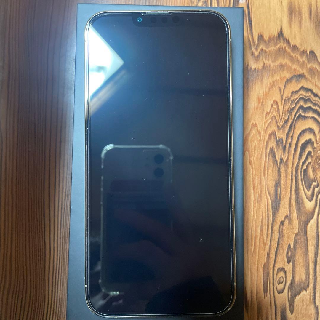 Apple iPhone 13 Pro Maxゴールド