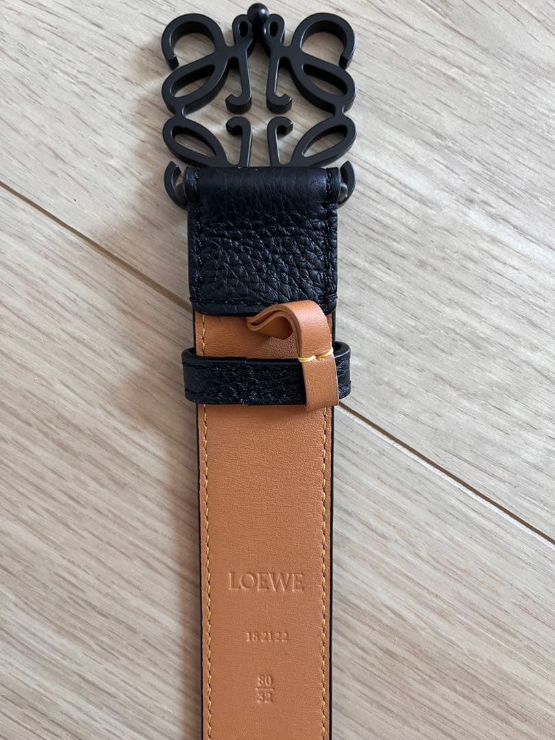 ⭐︎tiara専用⭐︎ロエベ　アナグラムベルト美品　ブラック　マット