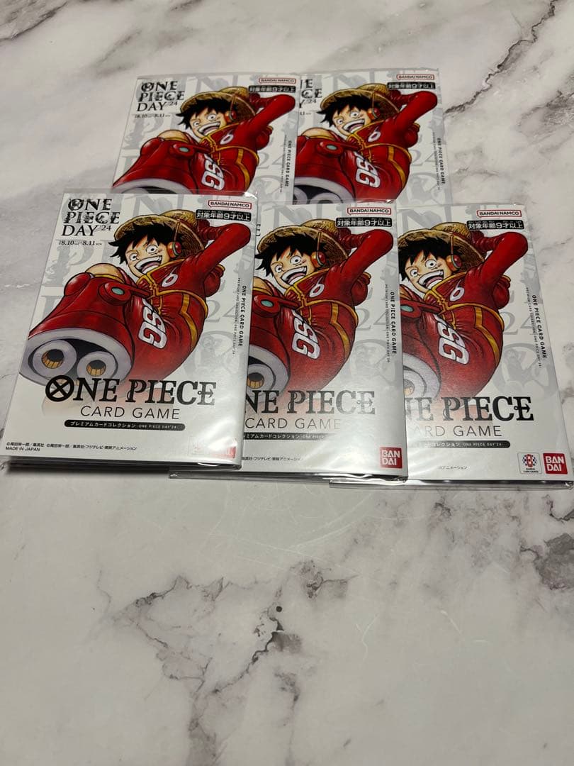 【未開封】プレミアムカードコレクション-ONE PIECE DAY '24-