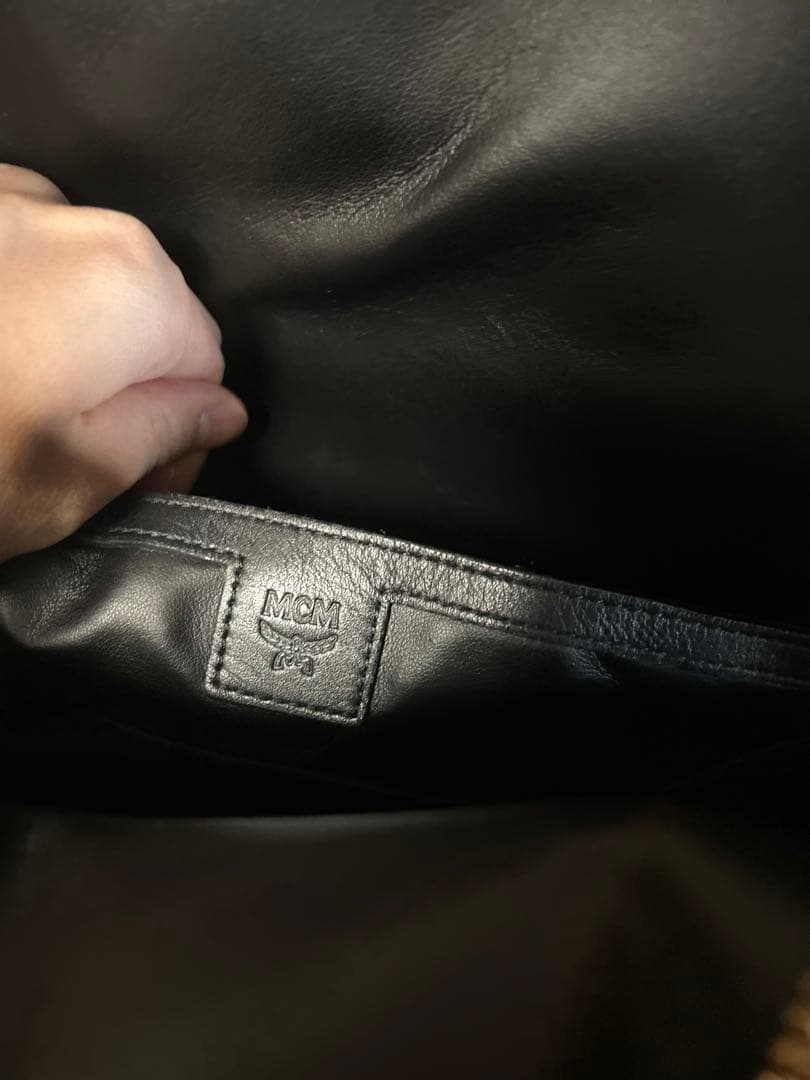 MCM スタッズ付き キャメル リュック Lサイズ