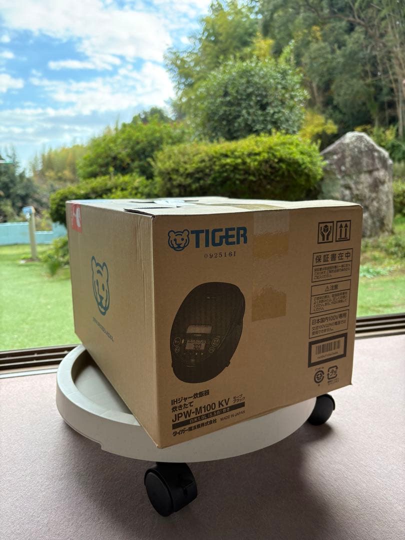 新品　未開封！TIGER IHジャー炊飯器 JPW-M100 KV 5.5合炊き