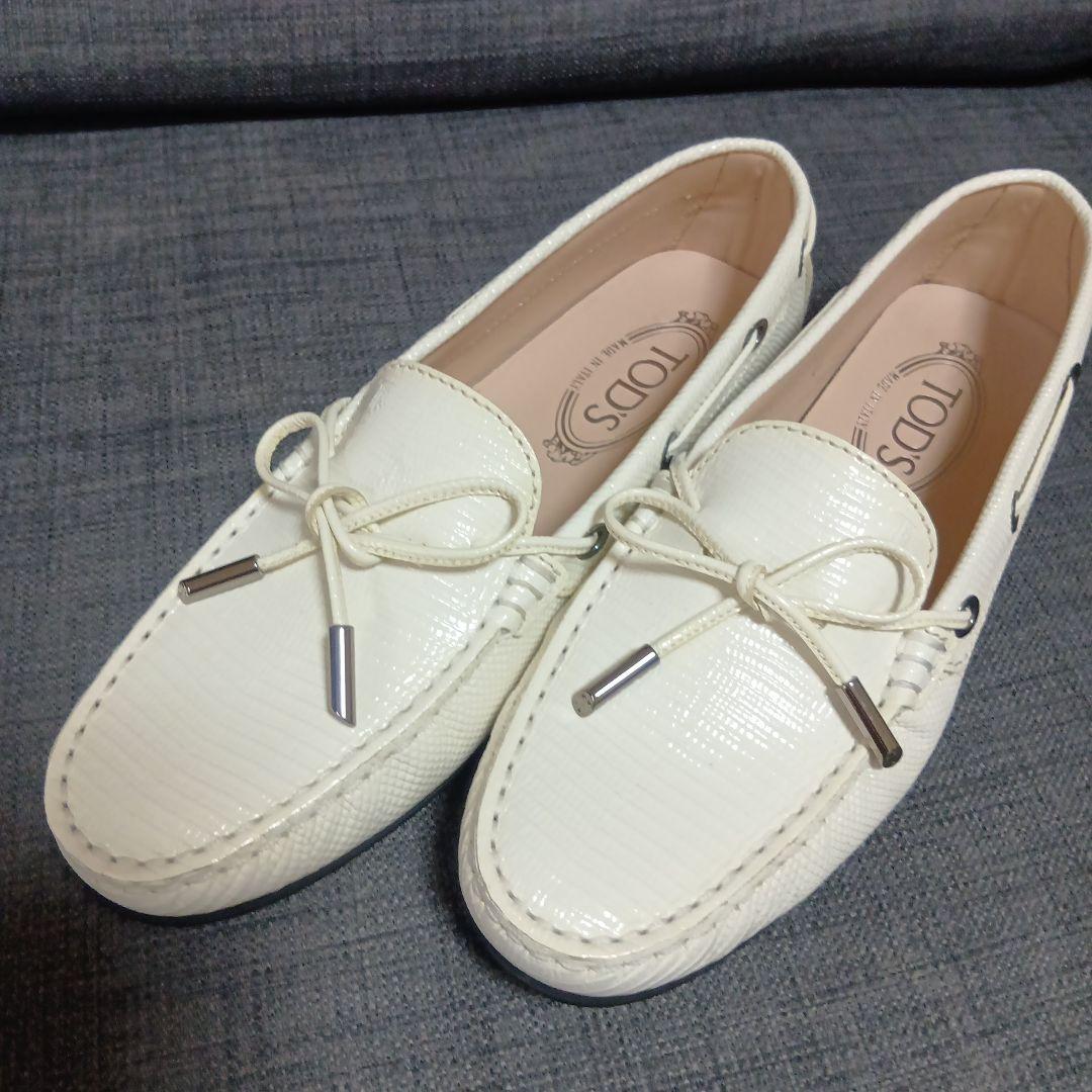新品 TOD'S ホワイト ローファー 37