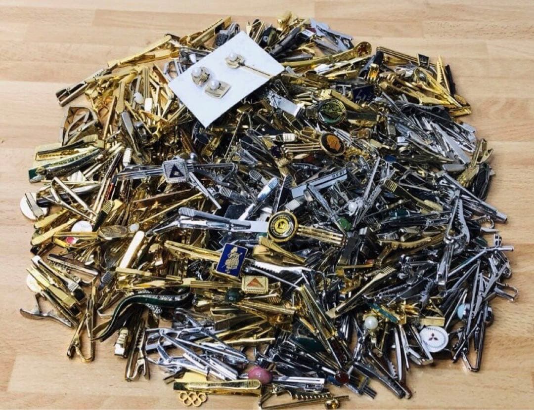 タイピンなど 約2.5kg まとめて アクセサリー 未検品 ジャンク