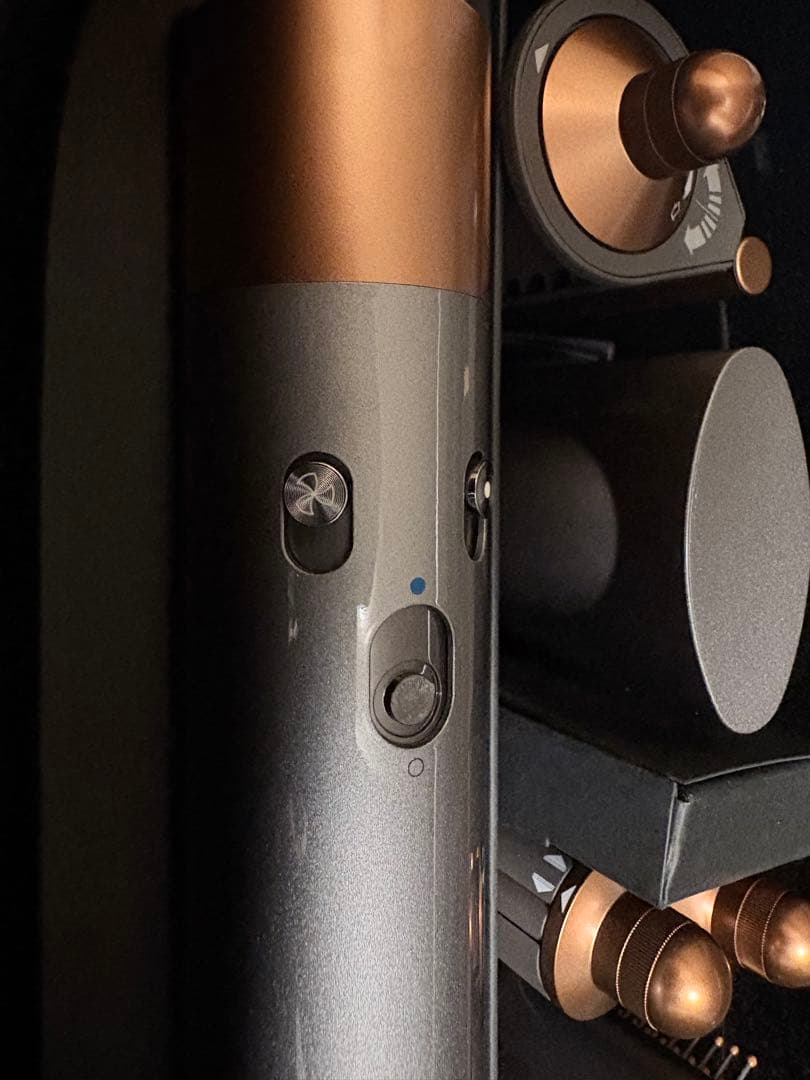 Dyson Airwrap マルチスタイラー オーバルケース付き