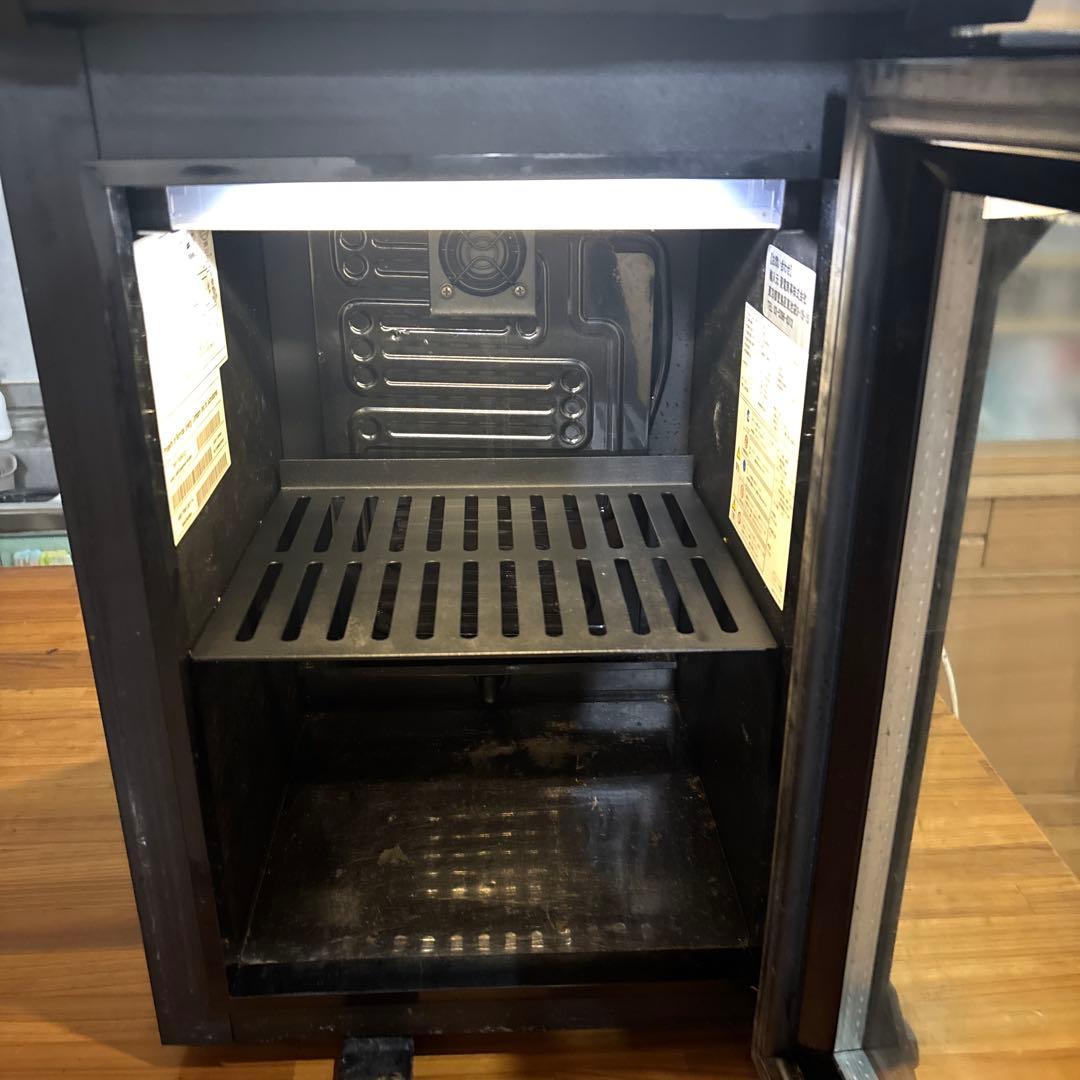 モンスター冷蔵庫　Monster energy