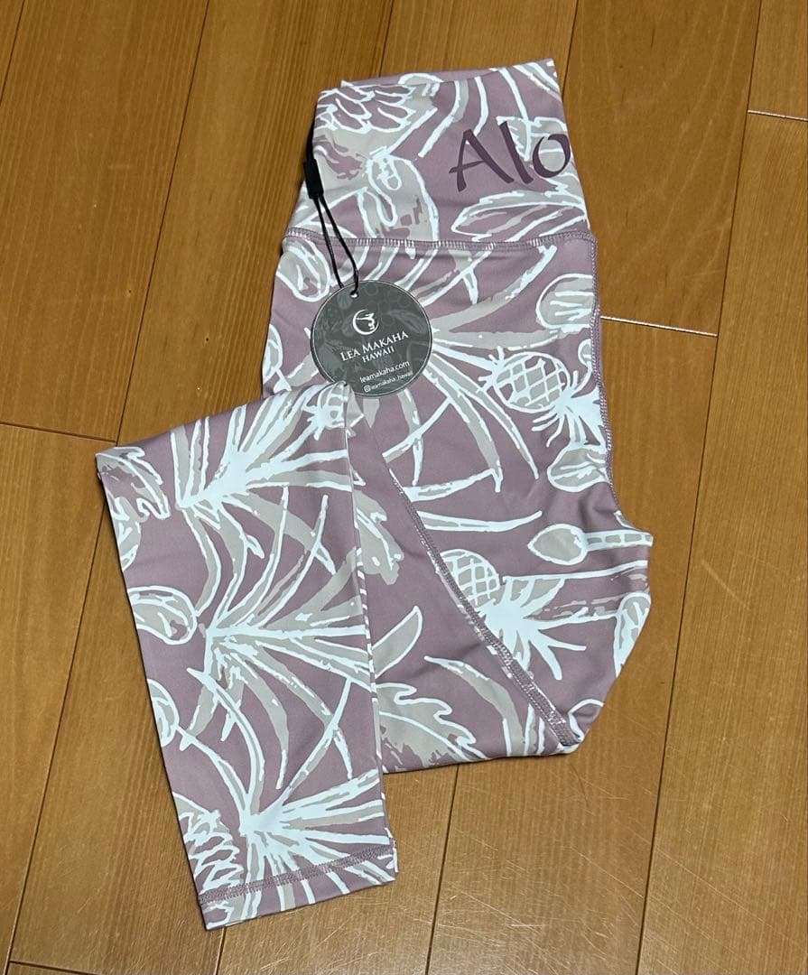 Lea Makaha フローラル ヨガレギンス　ローズベージュ