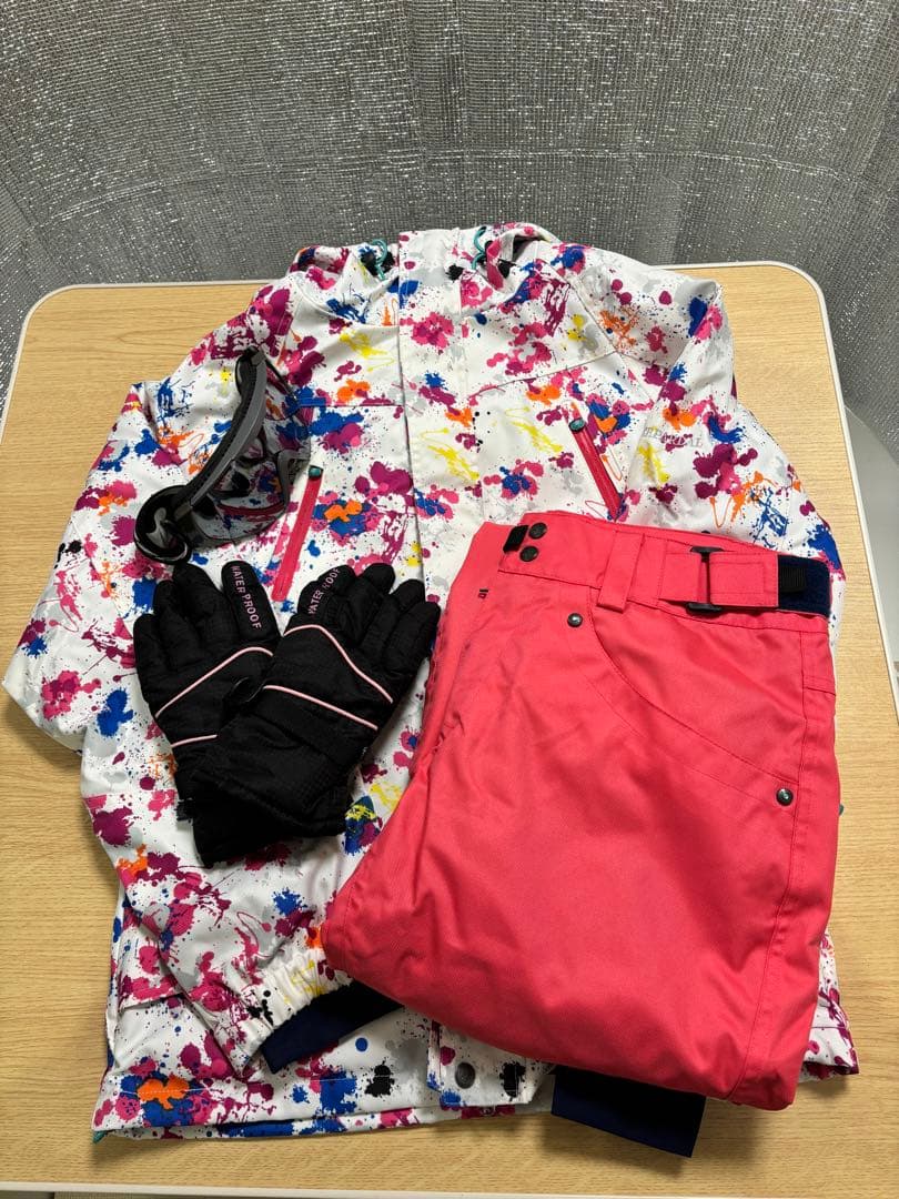 ICEPARDALスノーボードウェア上下セット9号XS 、グローブ、ゴーグル付