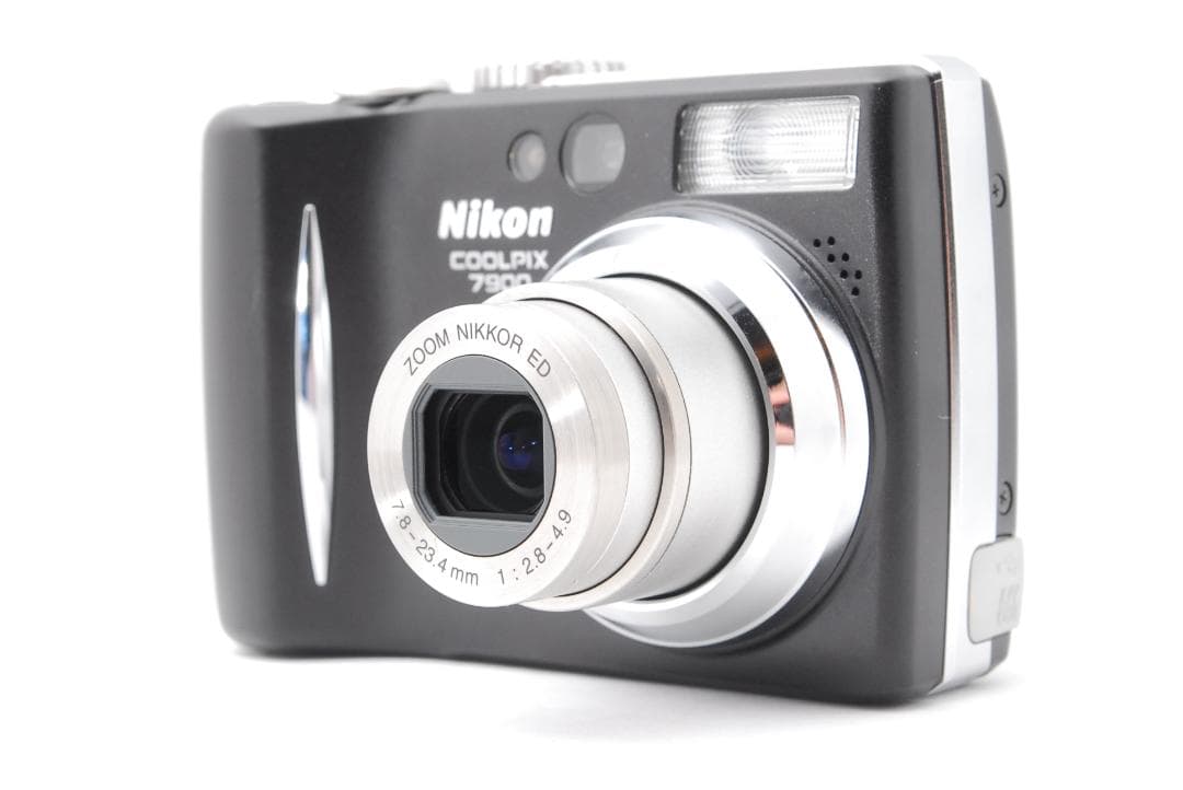 【使用感少　美品】Nikon COOLPIX 7900　コンデジ　クールピクス