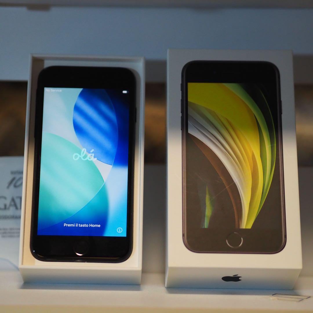 Apple iPhone SE (第2世代) ブラック 128GB SIMフリー