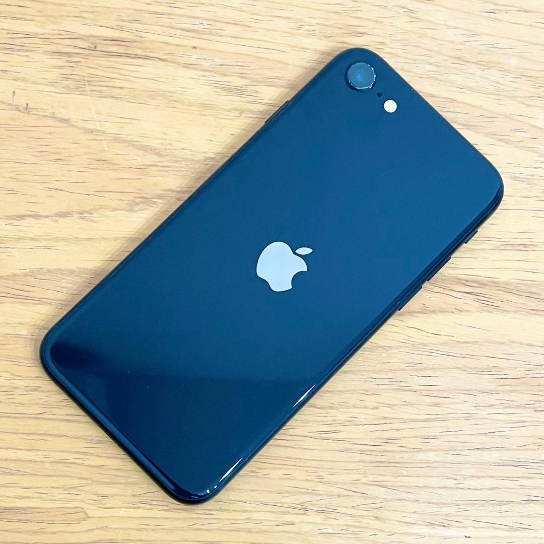 ◎ Apple iPhone SE 第三世代 MMYC3J/A 92%