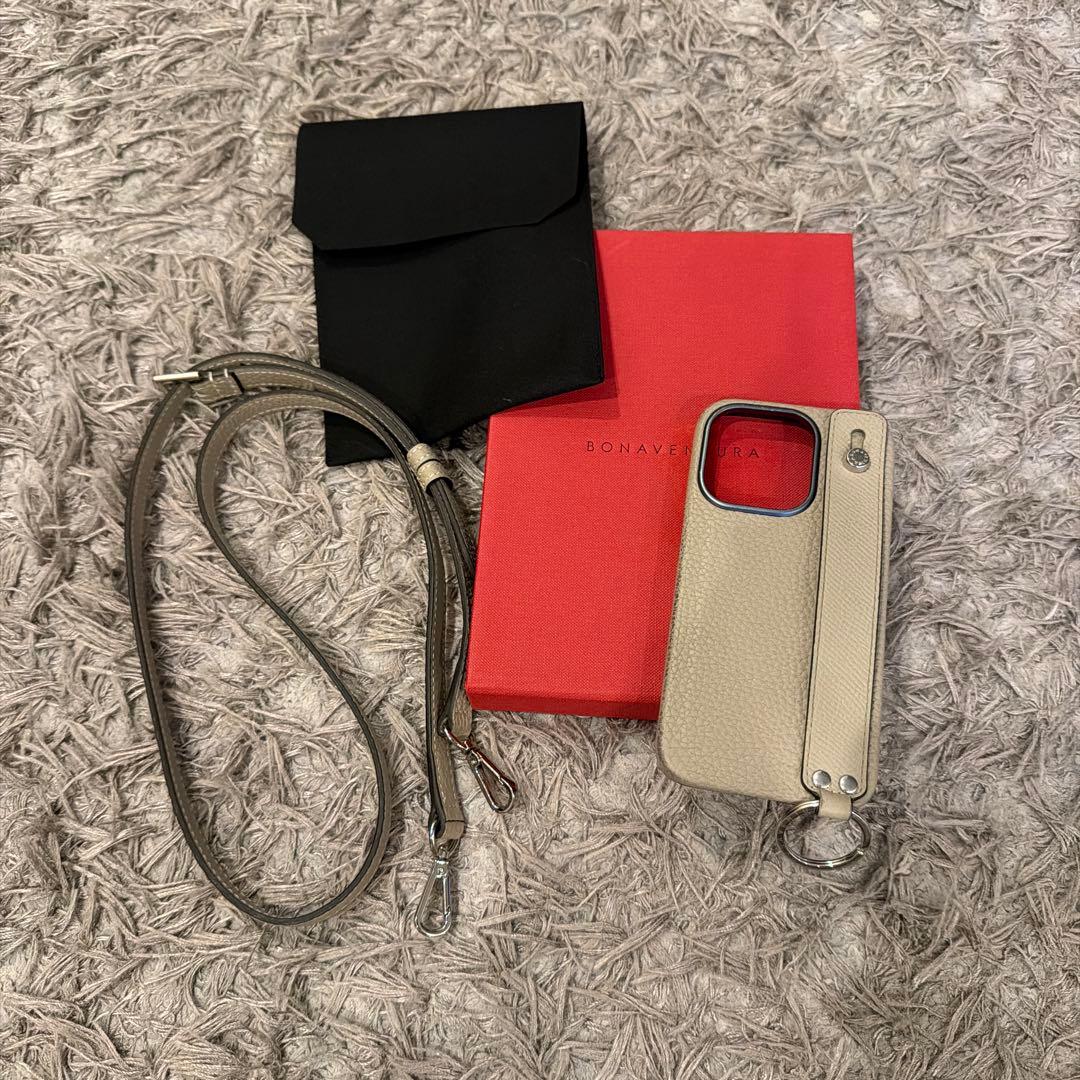 美品　ボナベンチュラ iPhone 15 Pro ケース ストラップ