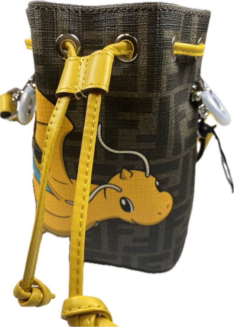 じ*ん様 新品！完売品！フェンディxフラグメントxポケモン 2way 巾着ショル