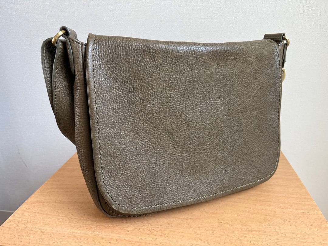美品　土屋鞄　数量限定色　トーンオイルヌメ　ショルダー　カーキグリーン