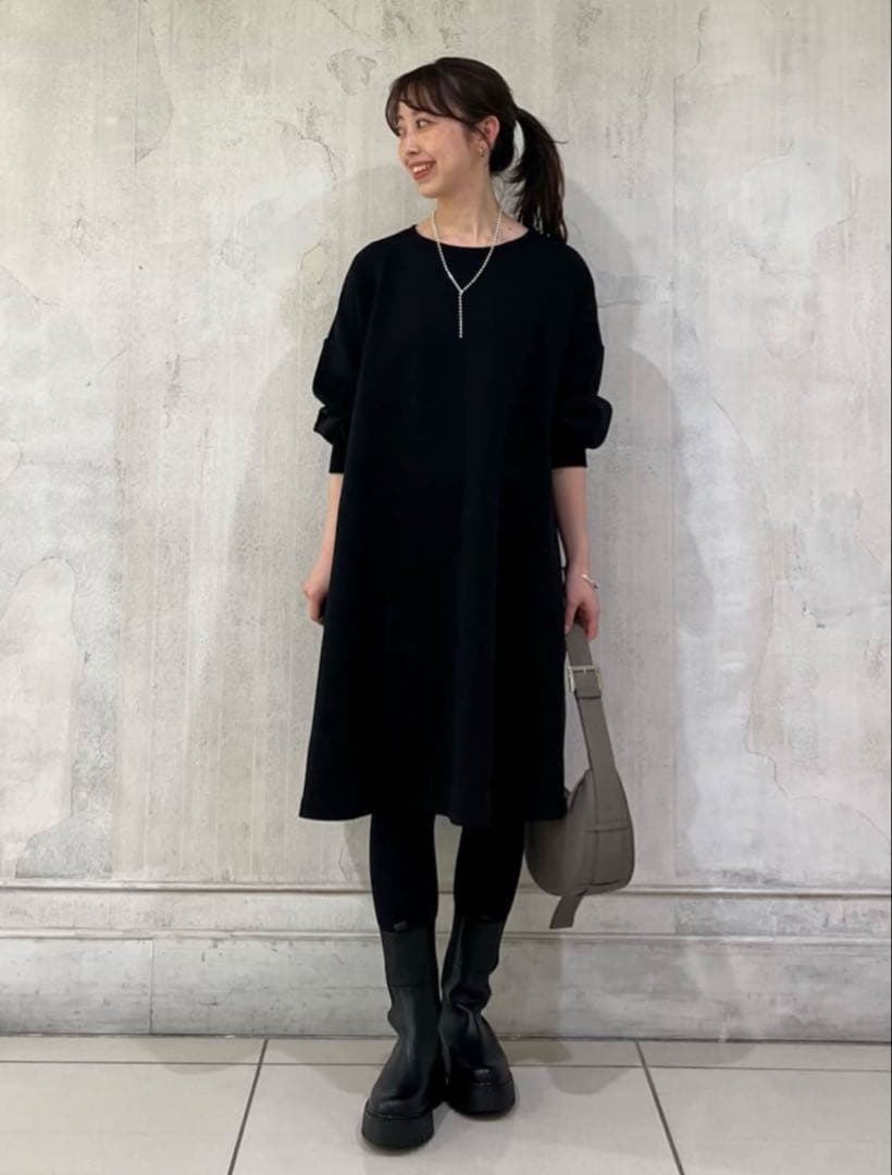 ビアズリー beardsley 袖パフダンボールワンピース