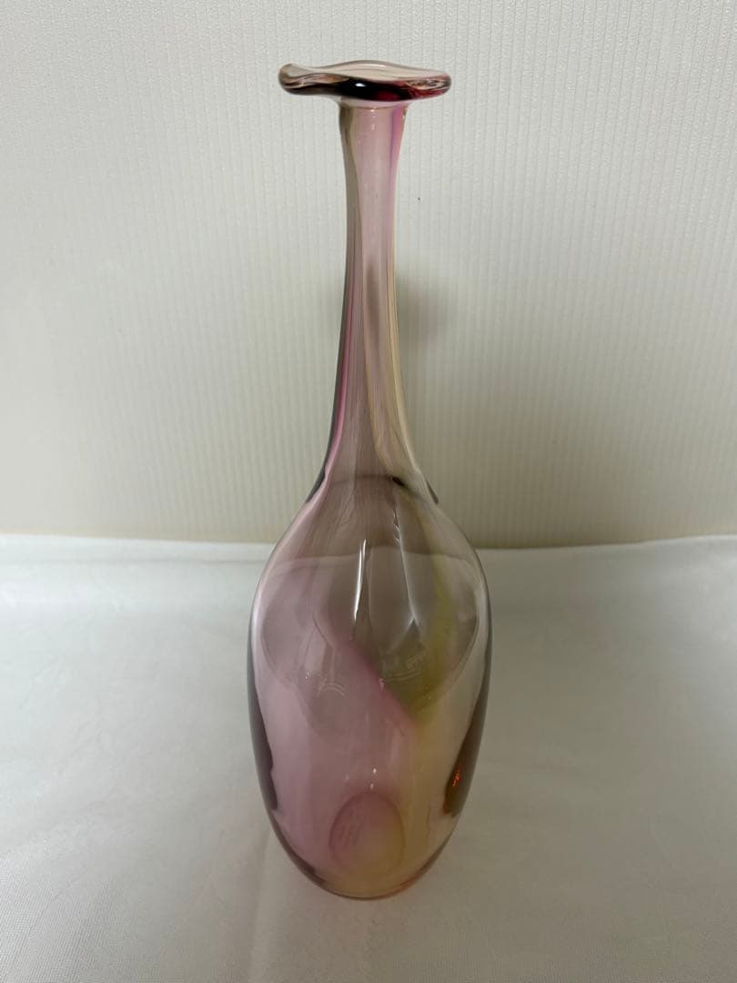 kiri様　コスタボタ　ピンクグラデーションガラスボトル