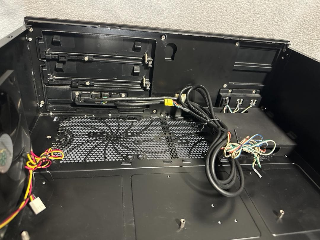 SilverStone SST-GD08B 中古 ブラック PCケース