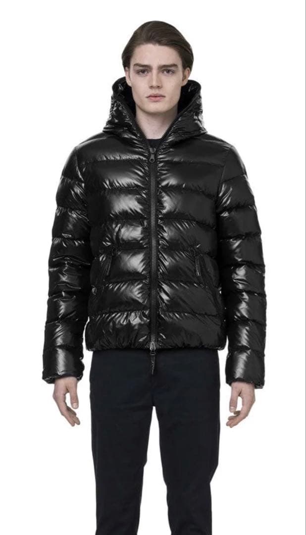 ★デュベティカ　ダウンジャケット　ブラック　DUVETICA 肉厚