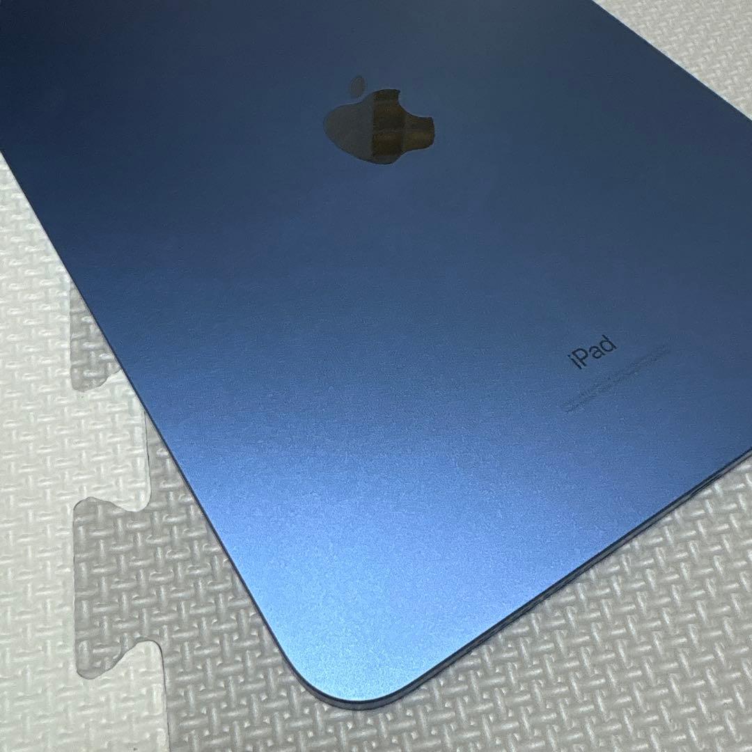 美品 Apple iPad 10.9インチ ブルー　第10世代