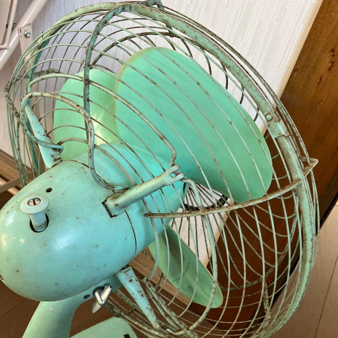 HITACHI 卓上扇風機 レトロ　日立　3枚羽　ミントグリーン　アンティーク