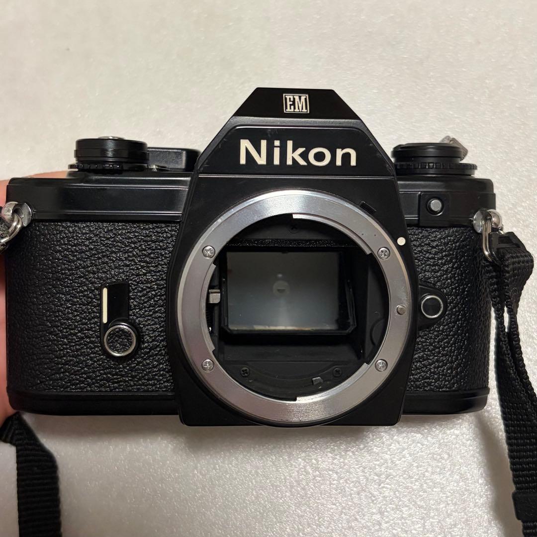 Nikon EM ストラップ付 動作確認済/モルト/露出計◎