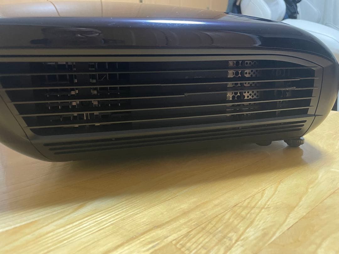 MITSUBISHI プロジェクター　LVP-HC7000