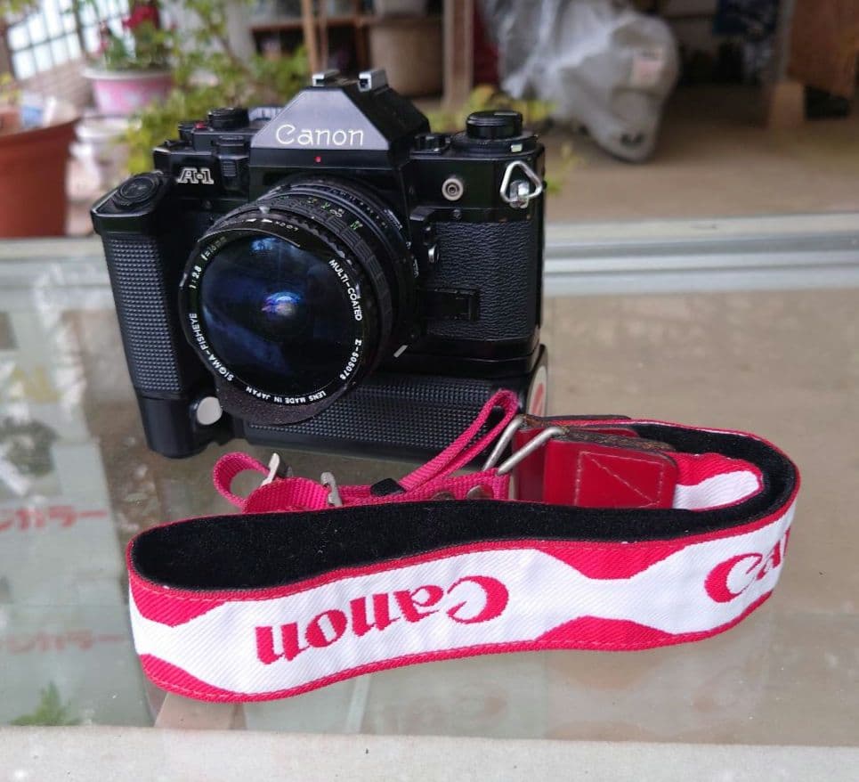 CanonA-1  フィルムカメラ　モータードライブ　シグマ16mmレンズ付き