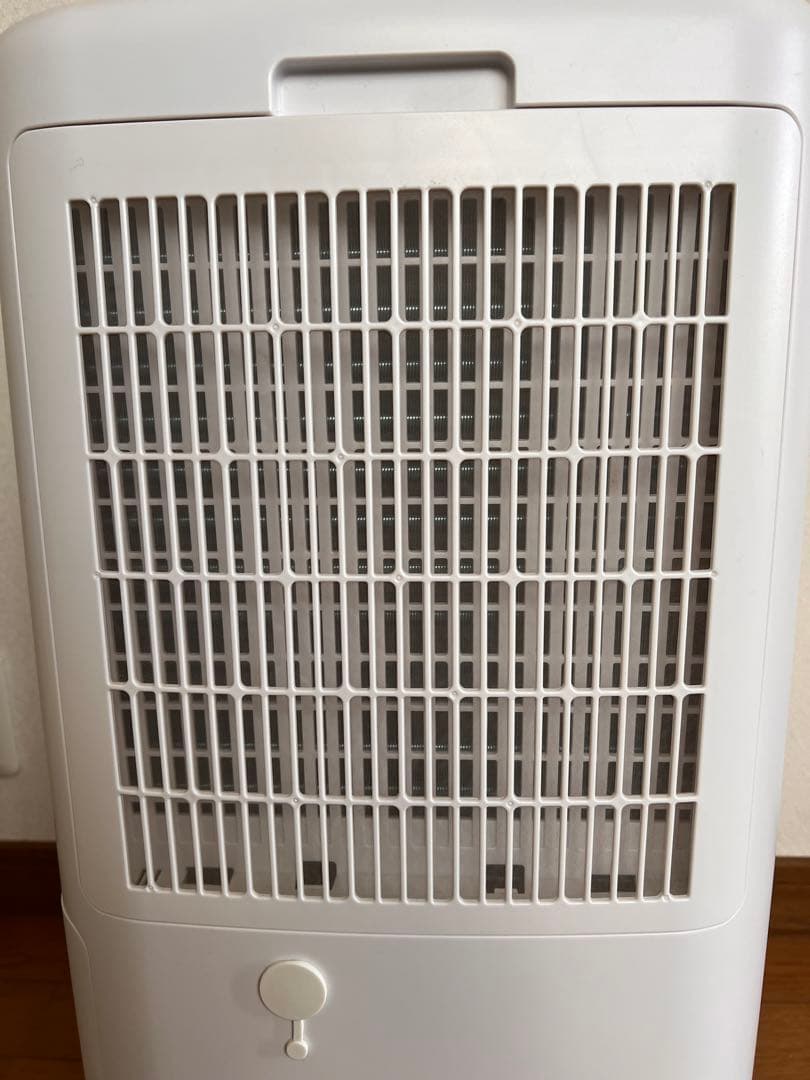 シャープ プラズマクラスター CV-L180-W 衣類乾燥除湿機　排水口蓋新品‼️