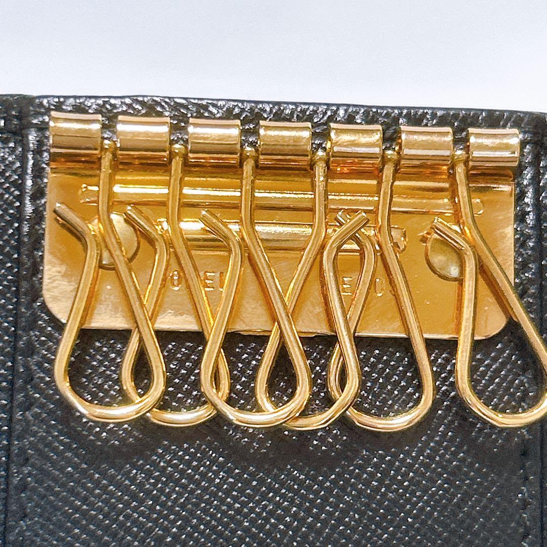 新品未使用✨プラダ キーケース 6連 サフィアーノ 三角ロゴ ゴールド