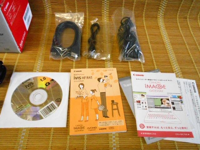 美品★キャノン　HDビデオカメラ　iVIS HF R41　予備バッテリー付