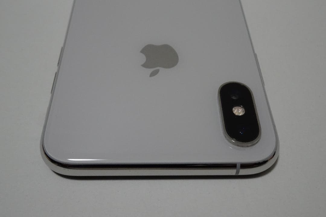 【美品】iPhoneXS 64GB シルバー