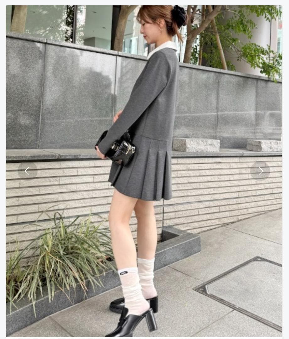 SNIDEL スナイデル　衿つきプリーツカットミニワンピース　グレー