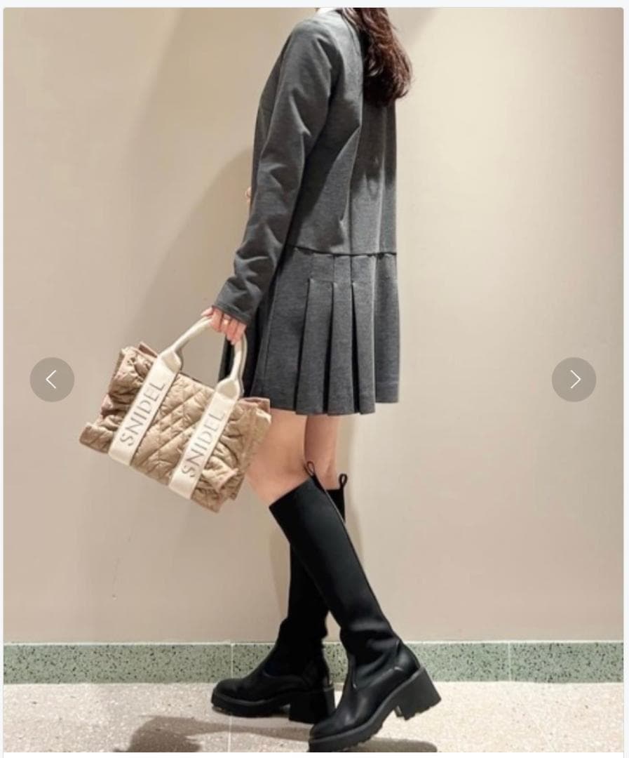 SNIDEL スナイデル　衿つきプリーツカットミニワンピース　グレー