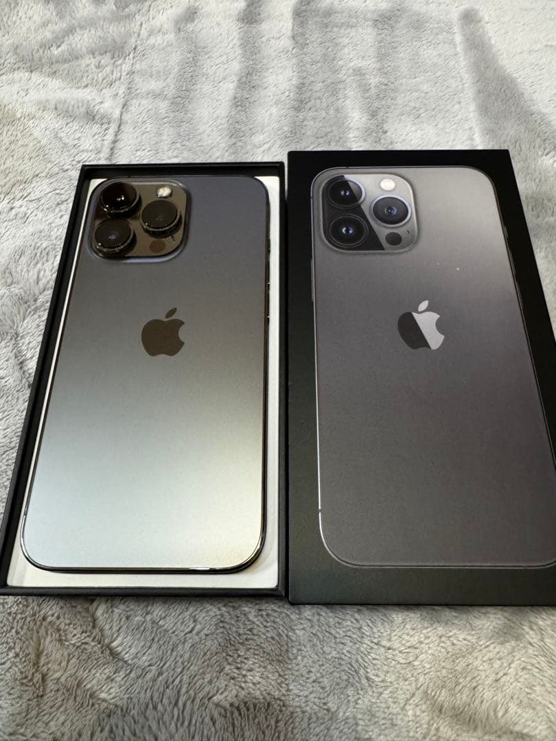 【美品】Apple iPhone 13 Pro グラファイト カバー付