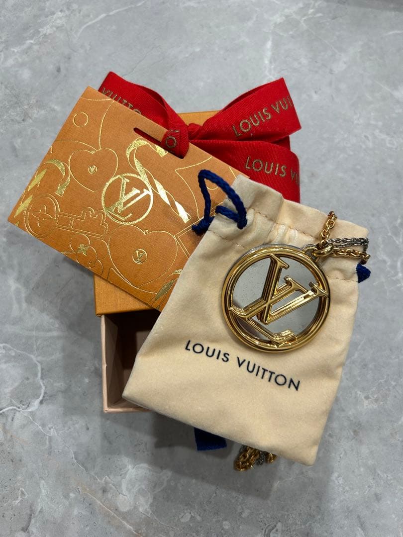 n*u様 ルイヴィトン ネックレス コリエ・ルイーズ チェーン LVサークル ロ