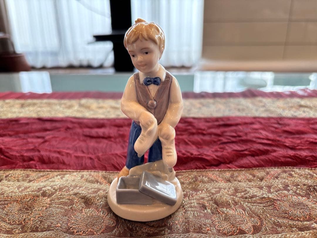 新品　  2009年　フィギュリンセット