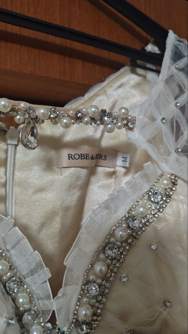 ROBE de FLEURS ビーズ装飾アイボリードレス