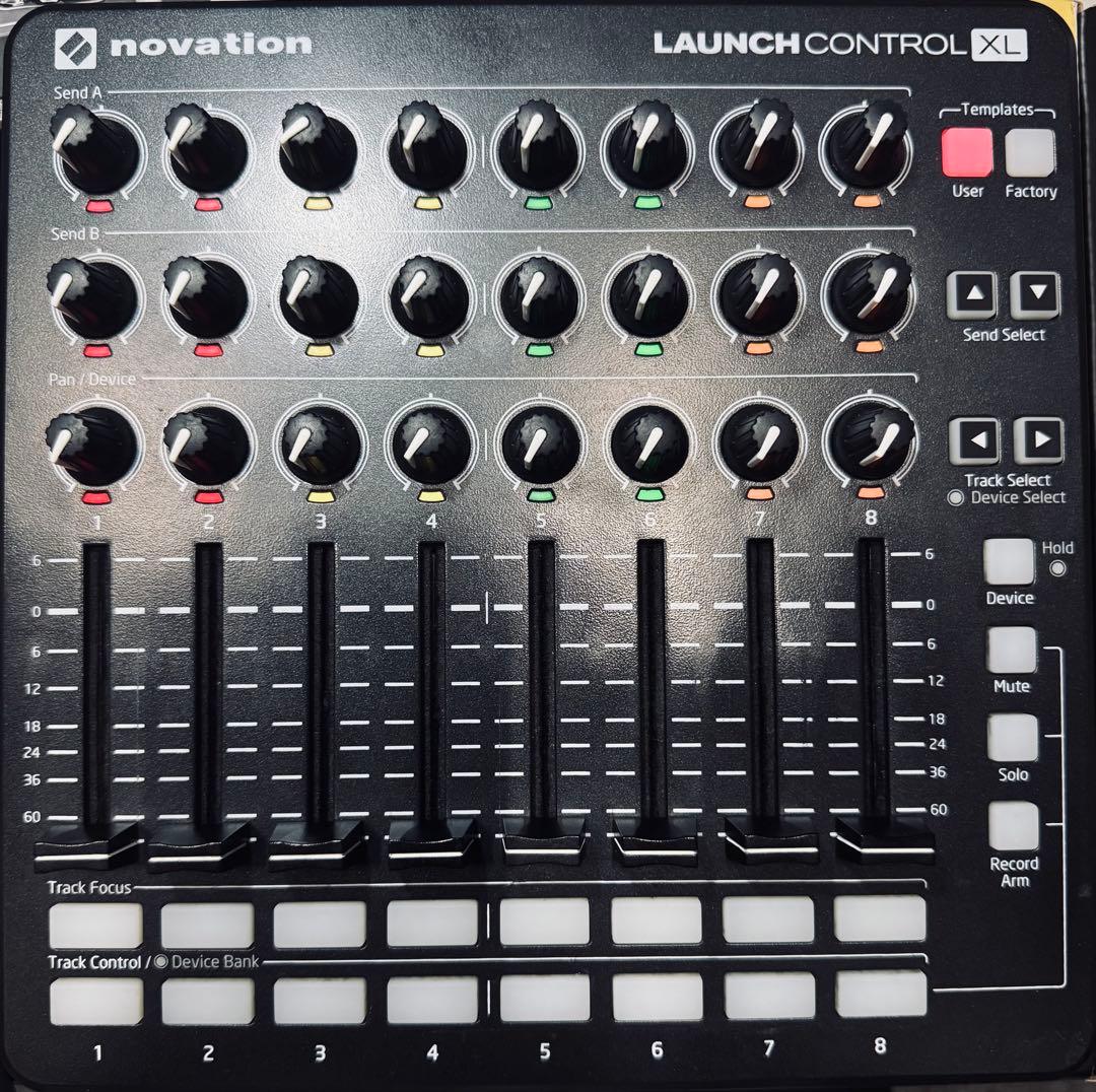 NOVATION MIDIコントローラーLaunchControl XL MK2
