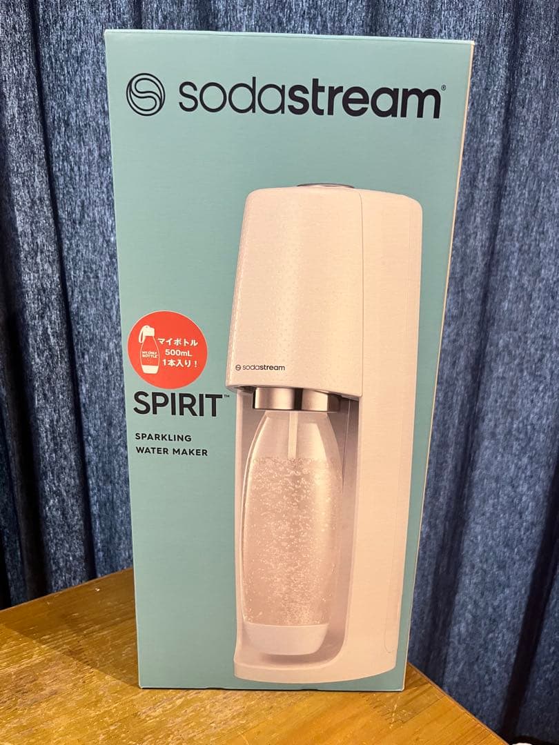 新品⭐︎未使用⭐︎箱付　ソーダストリーム　すぐ使えます　炭酸水製造機
