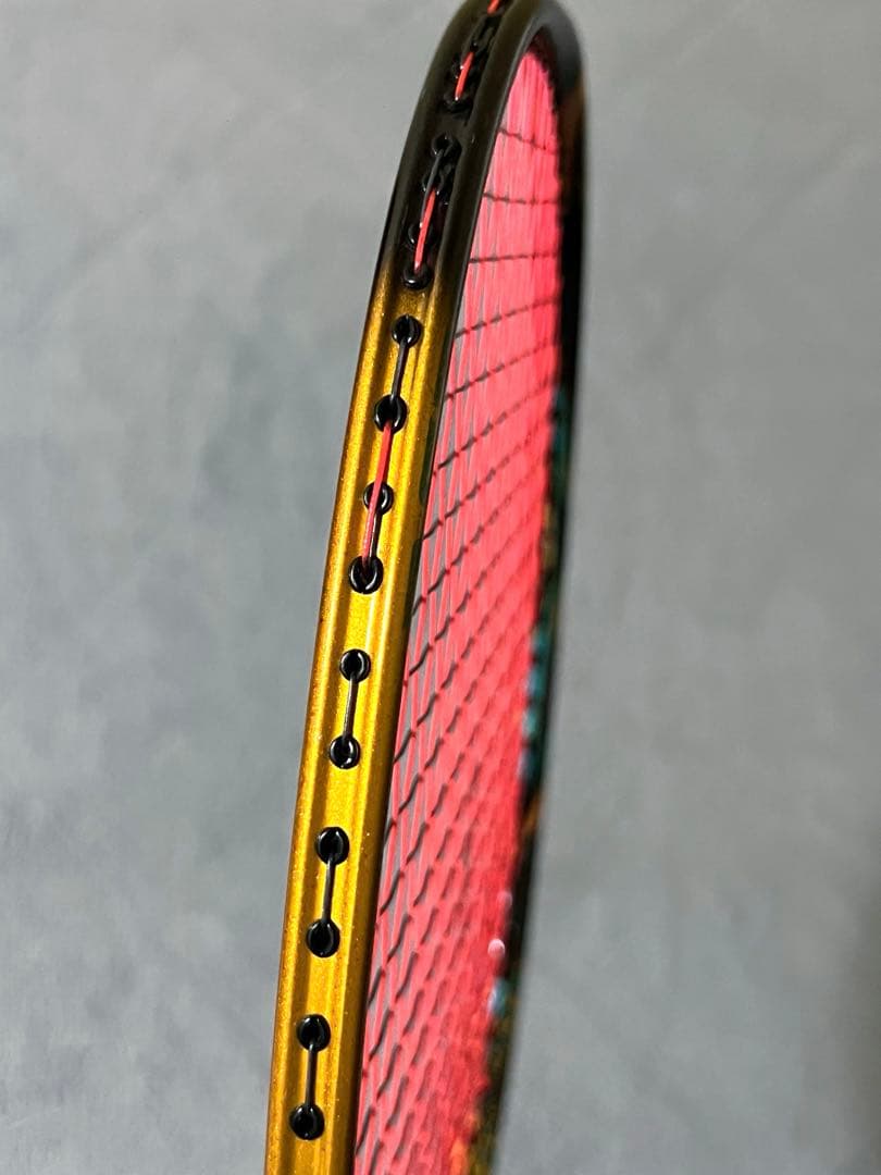 バドミントンラケット アストロクス88dプロ 4U