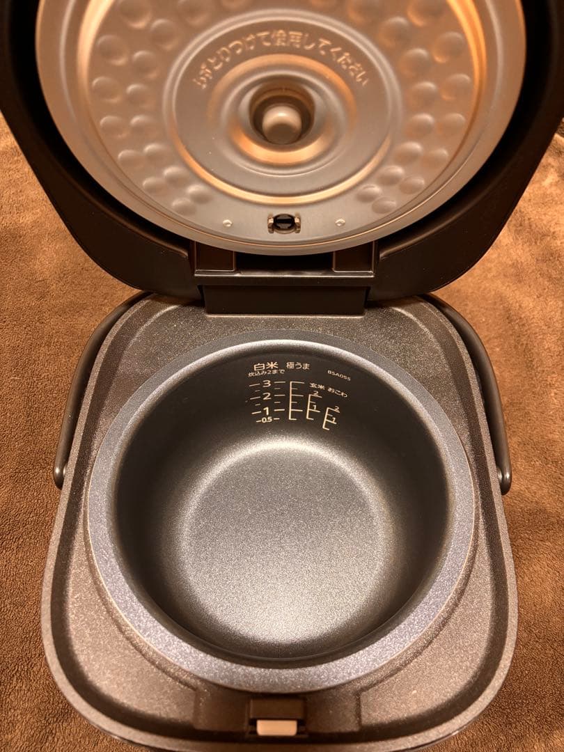 タイガー　TIGER マイコンジャー炊飯器(3合) JBS-B055KL