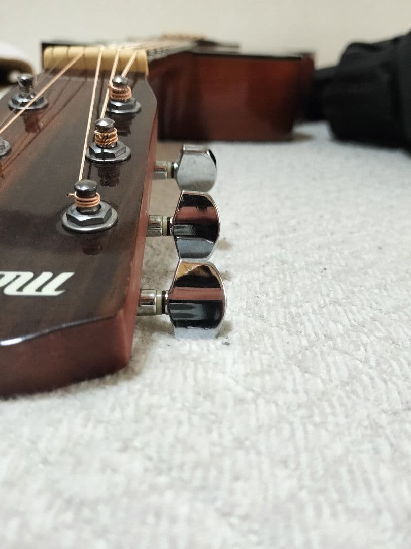 Morris モーリス アコースティックギター 小ぶり ケース付