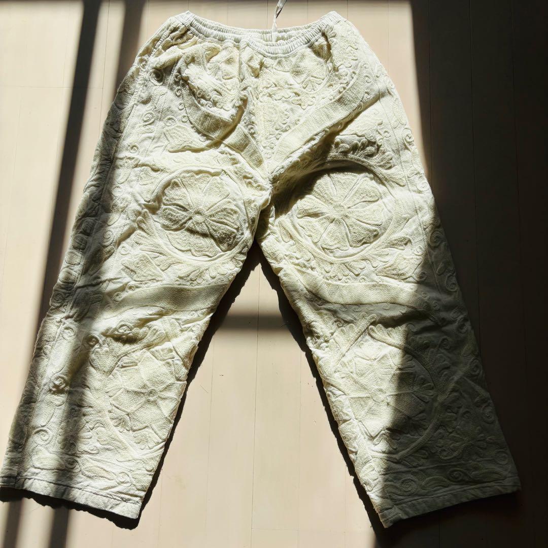 手刺繍　ホワイトスザニパンツ　インド　　ポキプシー　　pokipcee