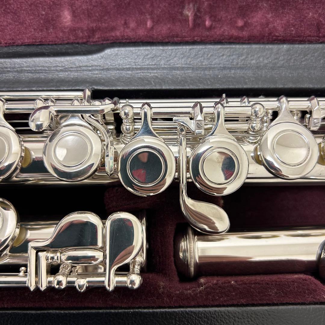 ヤマハフルート　YFL-211 Eメカ付き